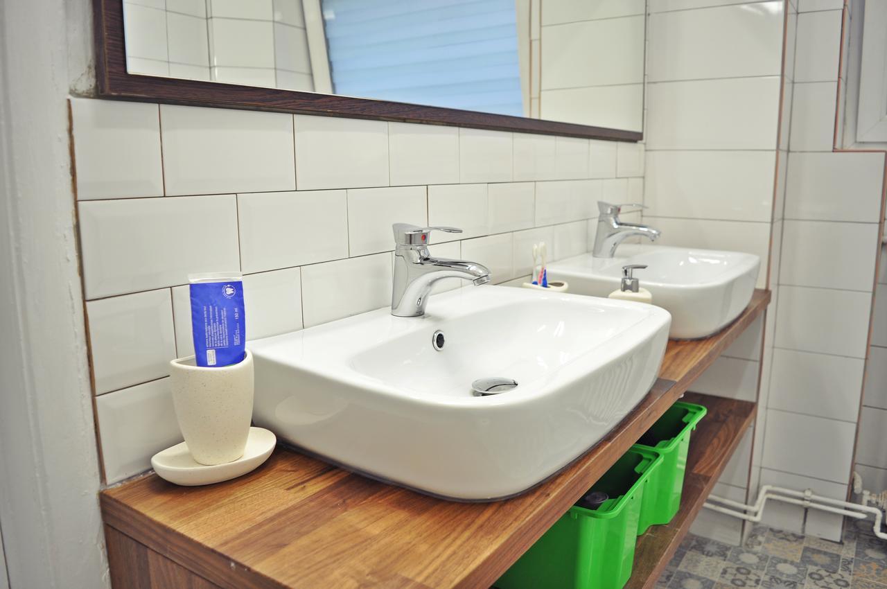 Globe Hostel Bükreş Dış mekan fotoğraf