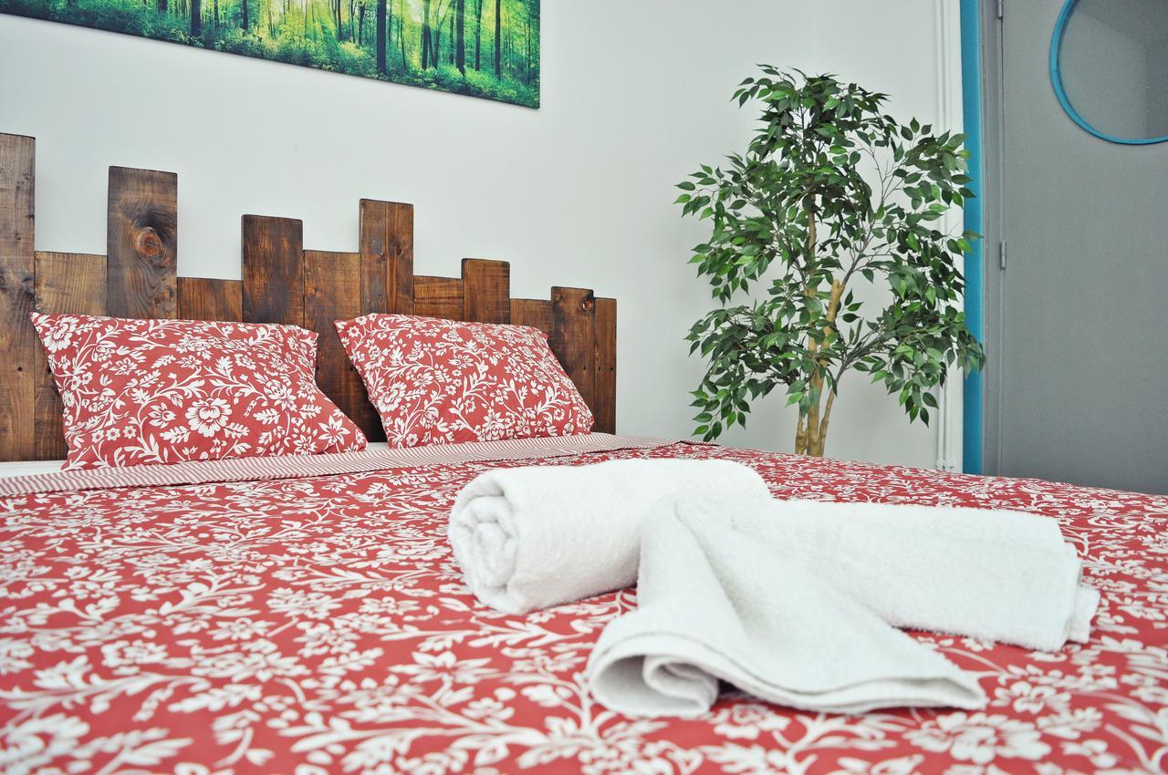 Globe Hostel Bükreş Dış mekan fotoğraf