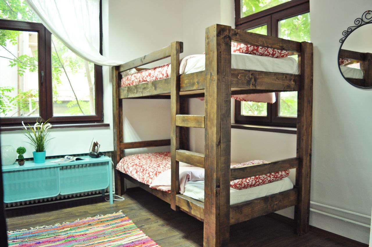 Globe Hostel Bükreş Dış mekan fotoğraf