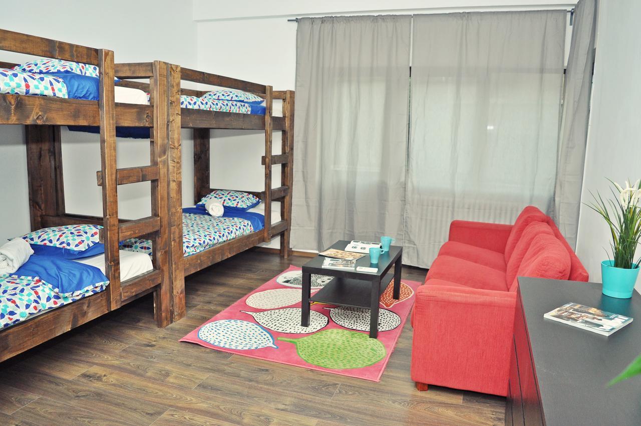 Globe Hostel Bükreş Dış mekan fotoğraf
