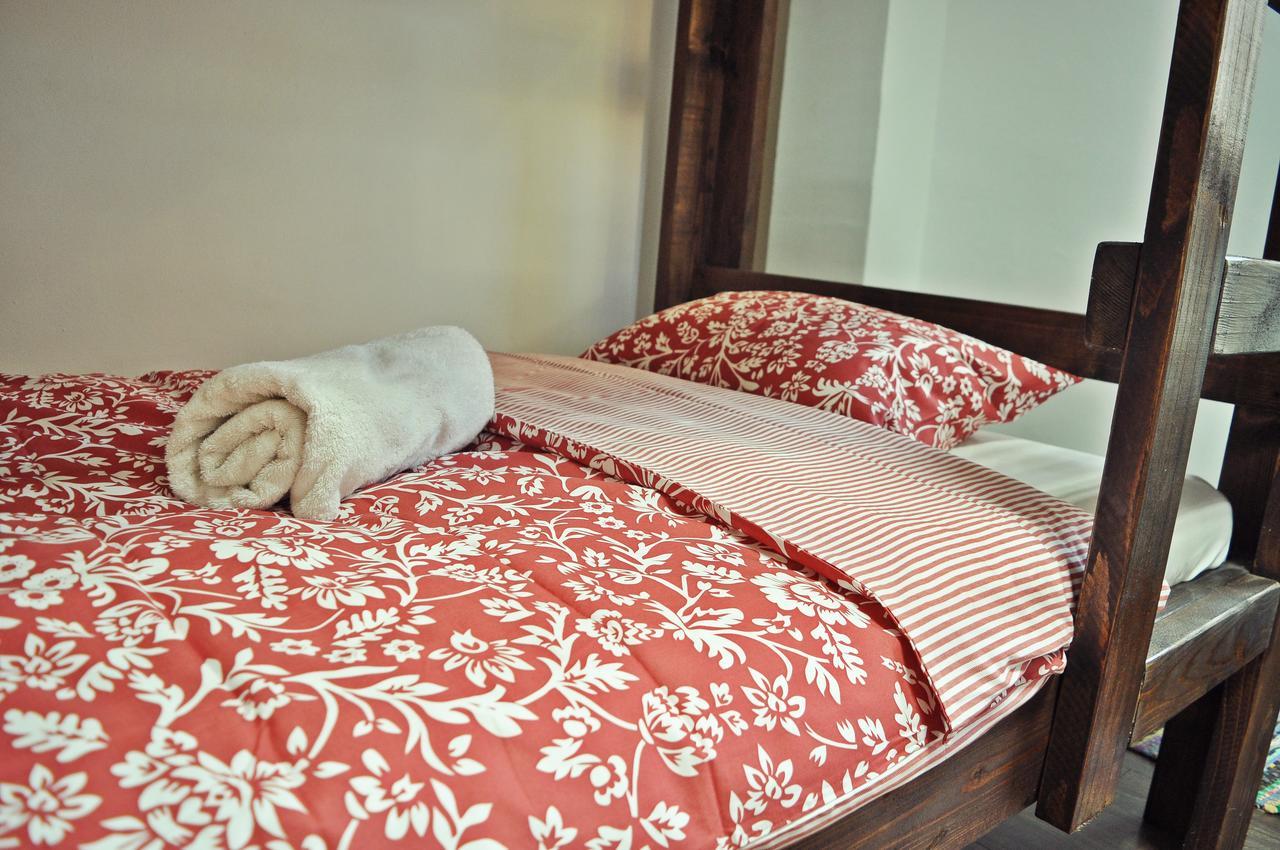 Globe Hostel Bükreş Dış mekan fotoğraf