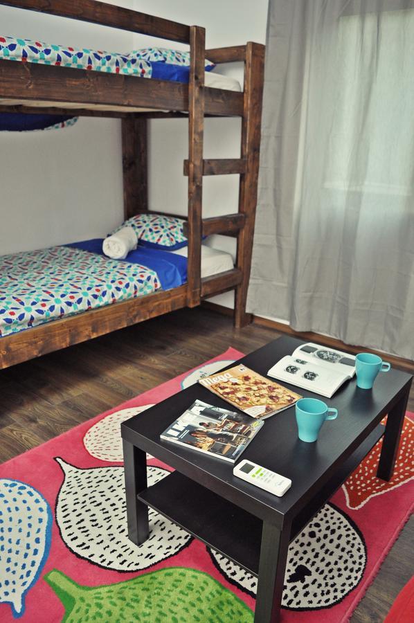 Globe Hostel Bükreş Dış mekan fotoğraf