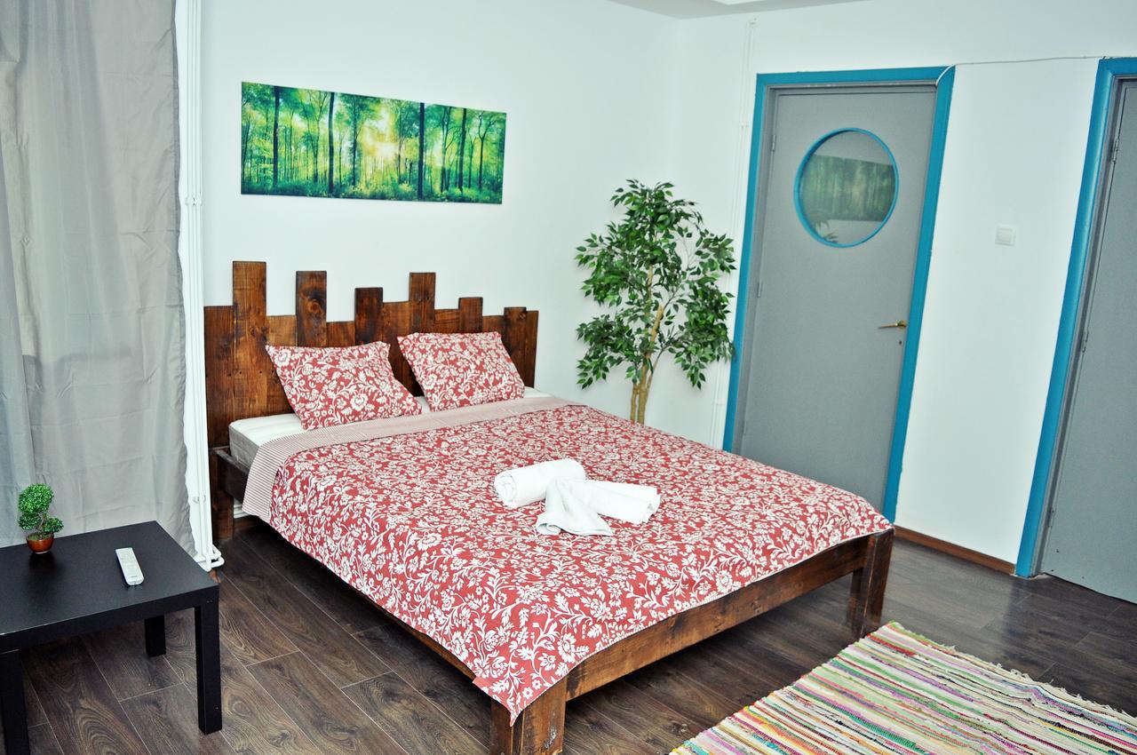 Globe Hostel Bükreş Dış mekan fotoğraf