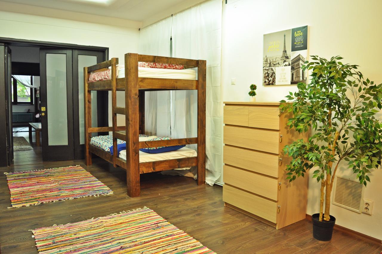 Globe Hostel Bükreş Dış mekan fotoğraf
