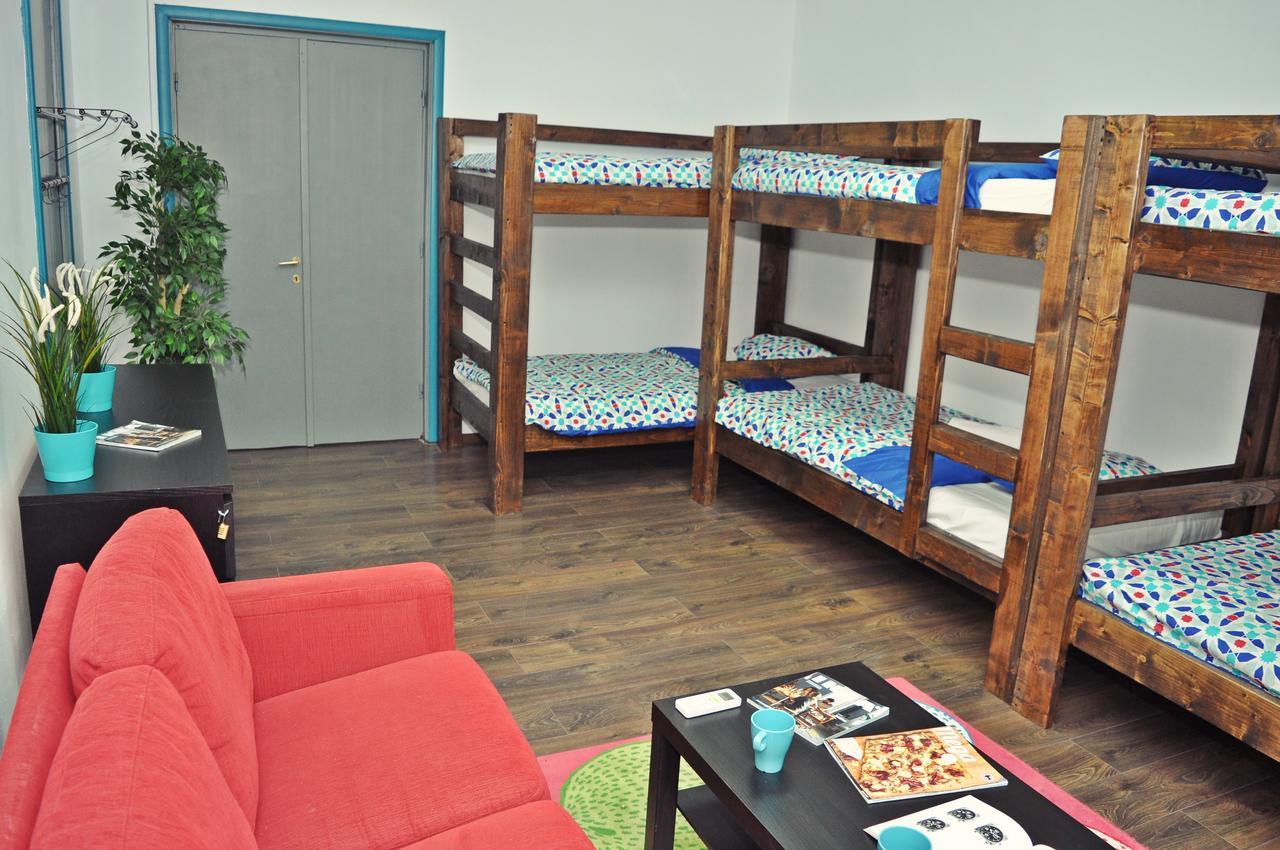 Globe Hostel Bükreş Dış mekan fotoğraf