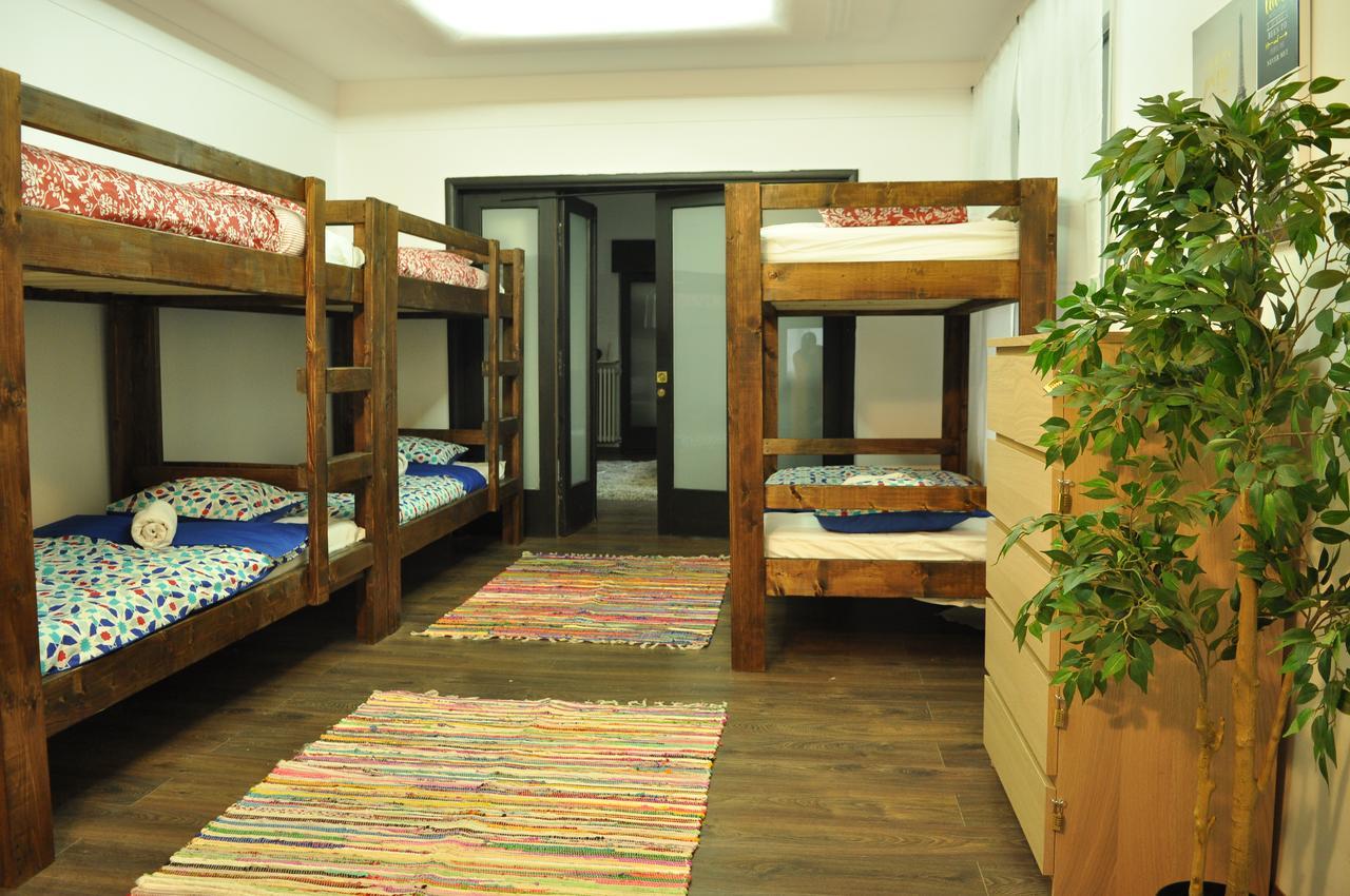 Globe Hostel Bükreş Dış mekan fotoğraf